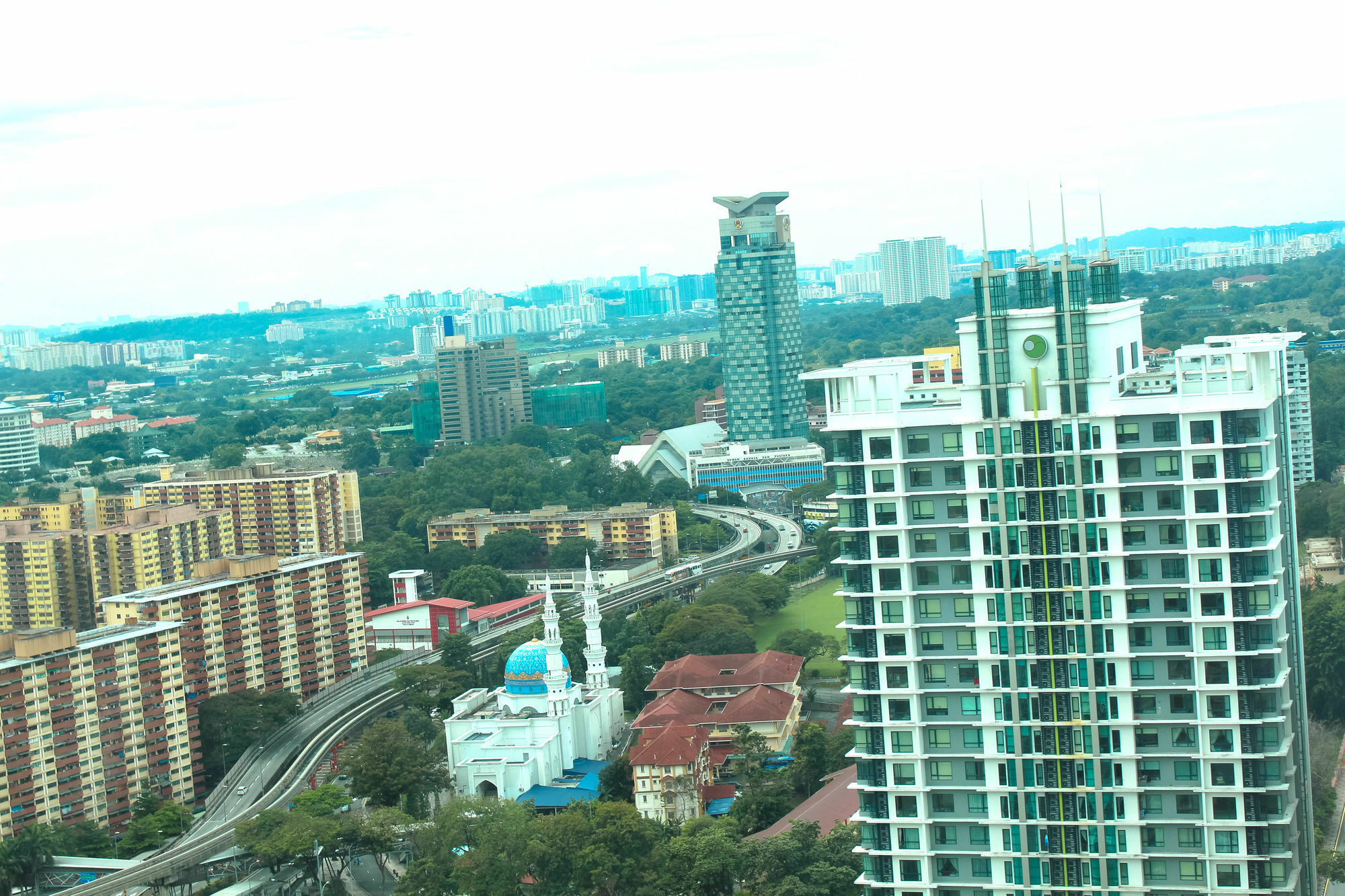 The Manor Luxury Suites & Apartments Kuala Lumpur Bagian luar foto